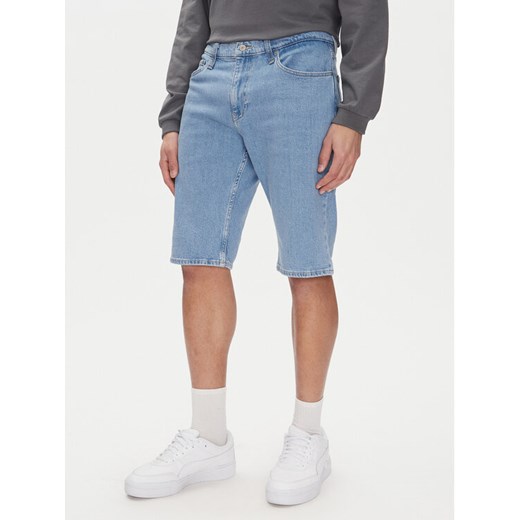 Tommy Jeans Szorty jeansowe Ryan DM0DM21852 Niebieski Slim Fit ze sklepu MODIVO w kategorii Spodenki męskie - zdjęcie 182675686