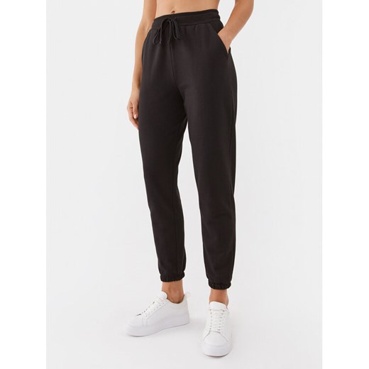 DKNY Spodnie dresowe YI2822670 Czarny Regular Fit ze sklepu MODIVO w kategorii Spodnie damskie - zdjęcie 182677505