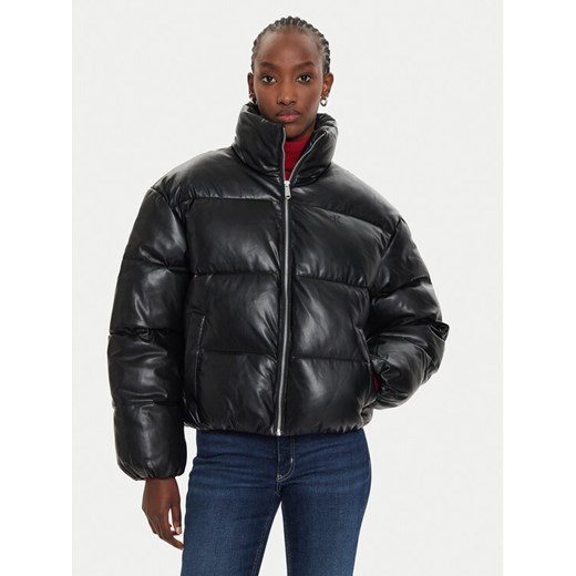 Calvin Klein Jeans Kurtka zimowa J20J224111 Czarny Regular Fit ze sklepu MODIVO w kategorii Kurtki damskie - zdjęcie 182678168