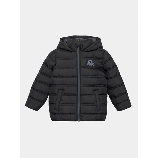 United Colors Of Benetton Kurtka zimowa 2WU0CN016 Czarny Regular Fit ze sklepu MODIVO w kategorii Kurtki chłopięce - zdjęcie 182679167