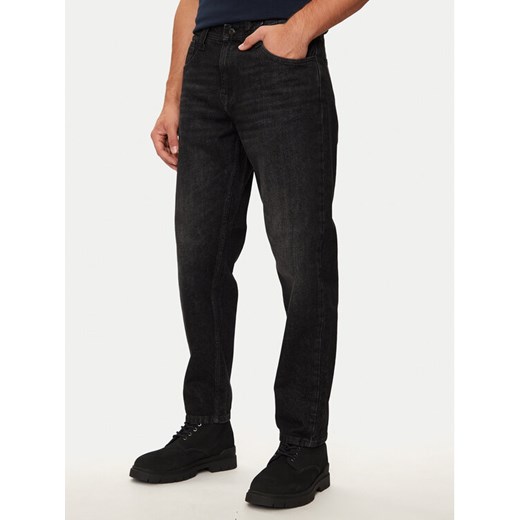 Mustang Jeansy Denver 1015512 Czarny Tapered Fit ze sklepu MODIVO w kategorii Jeansy męskie - zdjęcie 182679235