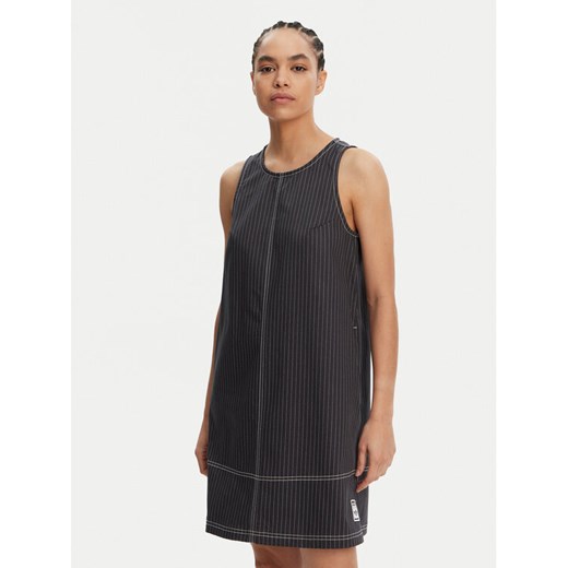 adidas Sukienka codzienna Allover Print JJ3143 Szary Regular Fit ze sklepu MODIVO w kategorii Sukienki - zdjęcie 182680048