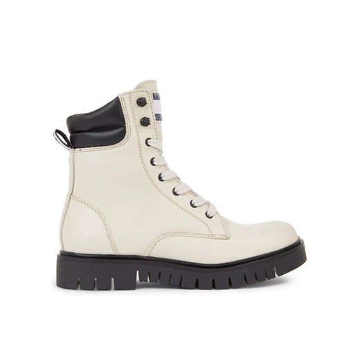 Tommy Jeans Botki Tjw Lace Up Boot EN0EN02314 Beżowy ze sklepu MODIVO w kategorii Workery damskie - zdjęcie 182680529