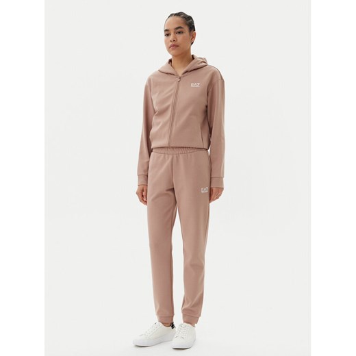 EA7 Emporio Armani Dres 7W000076 AF10443 U6097 Beżowy Regular Fit ze sklepu MODIVO w kategorii Dresy damskie - zdjęcie 182681019