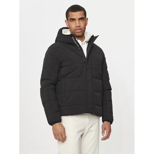 Calvin Klein Jeans Kurtka zimowa Essential J30J325594 Czarny Regular Fit ze sklepu MODIVO w kategorii Kurtki męskie - zdjęcie 182681286