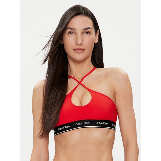 Calvin Klein Swimwear Góra od bikini KW0KW02426 Czerwony ze sklepu MODIVO w kategorii Stroje kąpielowe - zdjęcie 182681897