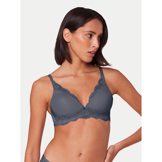 Triumph Biustonosz bezfiszbinowy Amourette Charm 10214457 Niebieski ze sklepu MODIVO w kategorii Biustonosze - zdjęcie 182682246
