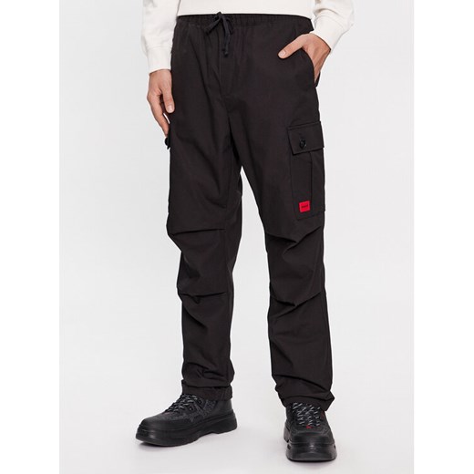 Hugo Spodnie materiałowe Garlo233 10250557 Czarny Regular Fit ze sklepu MODIVO w kategorii Spodnie męskie - zdjęcie 182682435