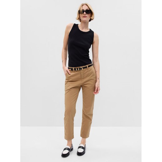 Gap Spodnie materiałowe 541213-01 Brązowy Regular Fit ze sklepu MODIVO w kategorii Spodnie damskie - zdjęcie 182684426