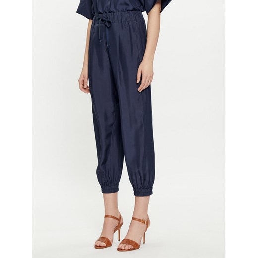 Marella Spodnie materiałowe Galoppo 2413131095 Granatowy Relaxed Fit ze sklepu MODIVO w kategorii Spodnie damskie - zdjęcie 182684648