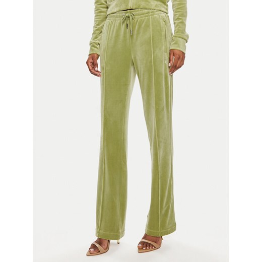 Juicy Couture Spodnie dresowe Tina JCAPW045 Zielony Regular Fit ze sklepu MODIVO w kategorii Spodnie damskie - zdjęcie 182685048