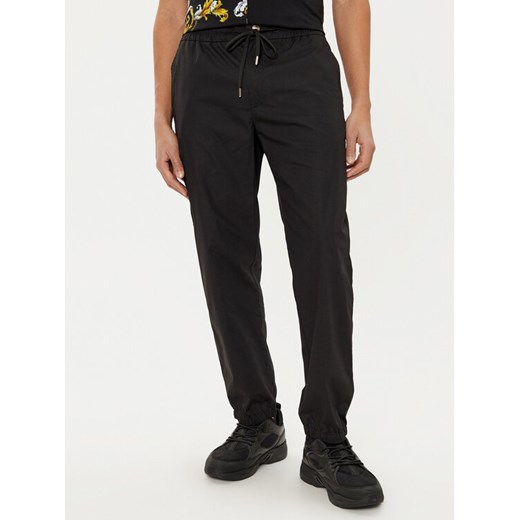 Versace Jeans Couture Spodnie dresowe 78GAA100 Czarny Regular Fit ze sklepu MODIVO w kategorii Spodnie męskie - zdjęcie 182685219