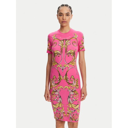Versace Jeans Couture Sukienka codzienna 78HAO9P9 Różowy Slim Fit ze sklepu MODIVO w kategorii Sukienki - zdjęcie 182686098