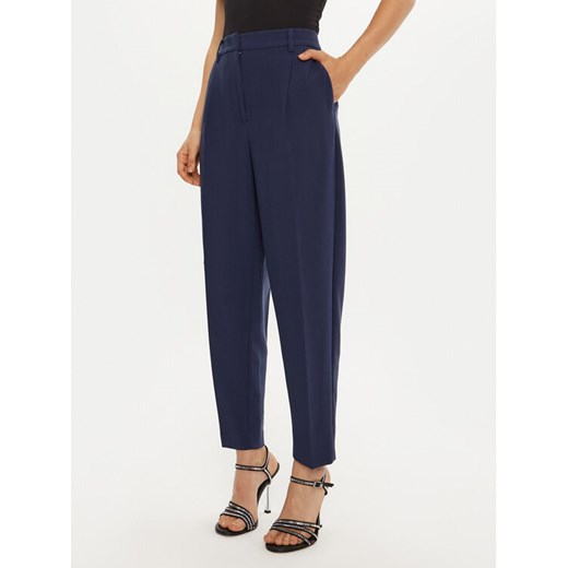 Bruuns Bazaar Spodnie materiałowe Cindy BBW2393 Granatowy Loose Fit ze sklepu MODIVO w kategorii Spodnie damskie - zdjęcie 182689915