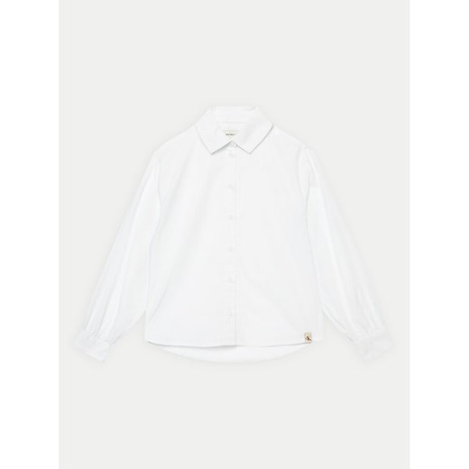 Calvin Klein Jeans Koszula IG0IG02658 Biały Regular Fit ze sklepu MODIVO w kategorii Koszule chłopięce - zdjęcie 182690169