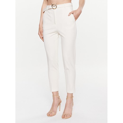Pinko Spodnie materiałowe 100309 A0KD Écru Regular Fit ze sklepu MODIVO w kategorii Spodnie damskie - zdjęcie 182690206