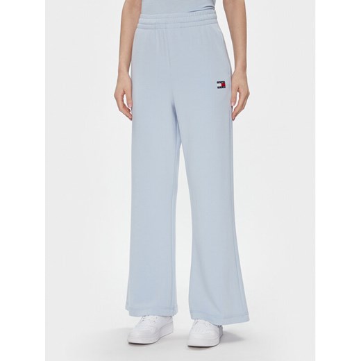 Tommy Jeans Spodnie dresowe DW0DW17312 Błękitny Wide Leg ze sklepu MODIVO w kategorii Spodnie damskie - zdjęcie 182690339