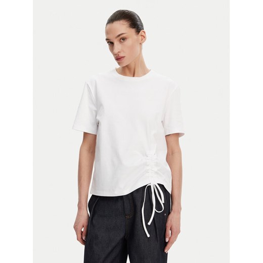 French Connection T-Shirt 76QZA Biały Relaxed Fit ze sklepu MODIVO w kategorii Bluzki damskie - zdjęcie 182690935