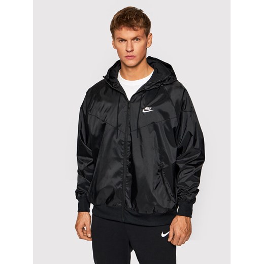 Nike Kurtka do biegania Sportswear Windrunner DA0001 Czarny Standard Fit ze sklepu MODIVO w kategorii Kurtki męskie - zdjęcie 182691627