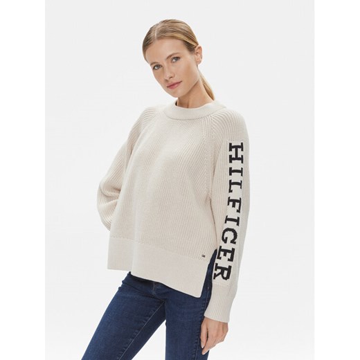 Tommy Hilfiger Sweter WW0WW39002 Beżowy Regular Fit ze sklepu MODIVO w kategorii Swetry damskie - zdjęcie 182692119