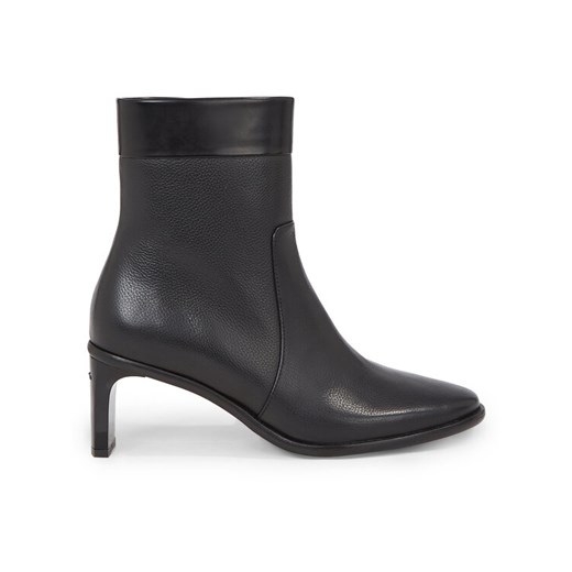 Calvin Klein Botki Curved Stil Ankle Boot 55 HW0HW01889 Czarny ze sklepu MODIVO w kategorii Botki - zdjęcie 182693495