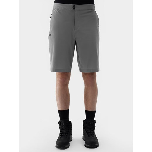 4F Szorty materiałowe 4FWSS24TFSHM425 Szary Regular Fit ze sklepu MODIVO w kategorii Spodenki męskie - zdjęcie 182694559
