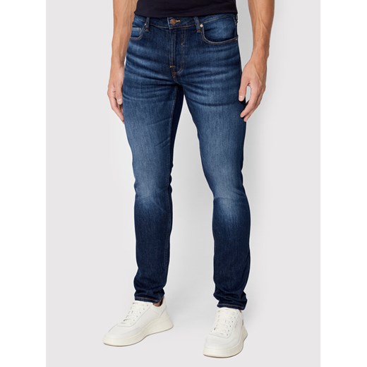 Guess Jeansy Chris M2YA27 D4Q41 Granatowy Super Skinny Fit ze sklepu MODIVO w kategorii Jeansy męskie - zdjęcie 182694915