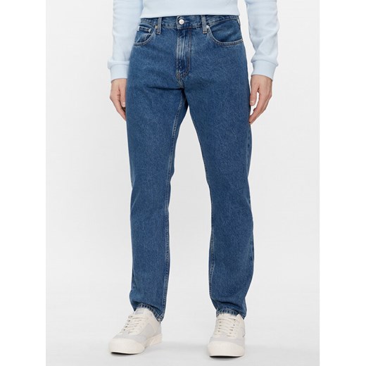 Calvin Klein Jeans Jeansy Authentic J30J324565 Granatowy Straight Fit ze sklepu MODIVO w kategorii Jeansy męskie - zdjęcie 182695046
