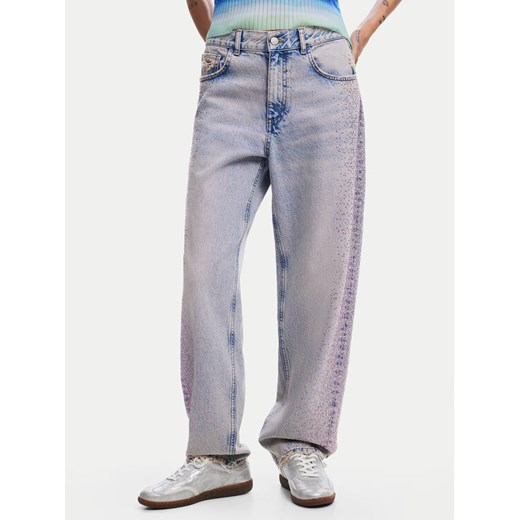 Desigual Jeansy Cara 24WWDD92 Niebieski Straight Fit ze sklepu MODIVO w kategorii Jeansy damskie - zdjęcie 182695277