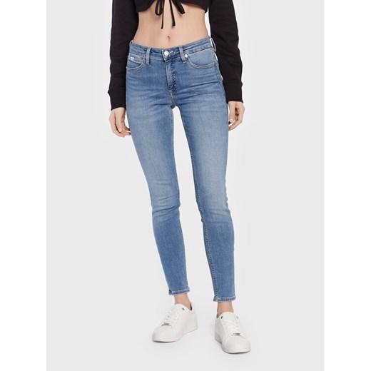 Calvin Klein Jeans Jeansy J20J220617 Niebieski Skinny Fit ze sklepu MODIVO w kategorii Jeansy damskie - zdjęcie 182695569