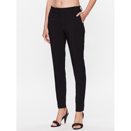 Bruuns Bazaar Spodnie materiałowe Cindy BBW2727 Czarny Slim Fit ze sklepu MODIVO w kategorii Spodnie damskie - zdjęcie 182696517
