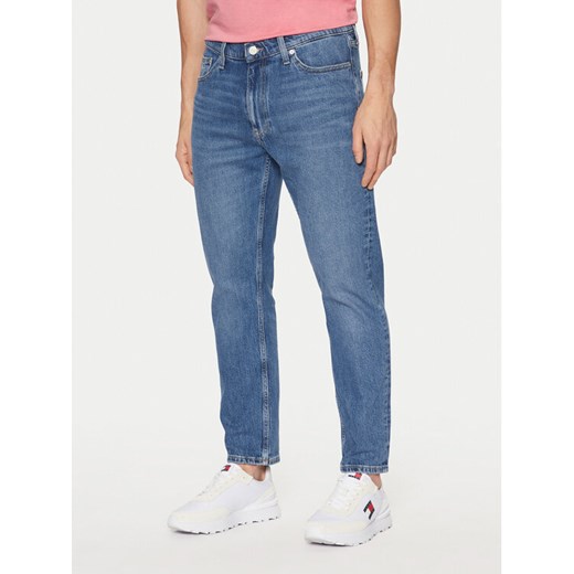 Tommy Jeans Jeansy DM0DM20512 Niebieski Tapered Fit ze sklepu MODIVO w kategorii Jeansy męskie - zdjęcie 182700389