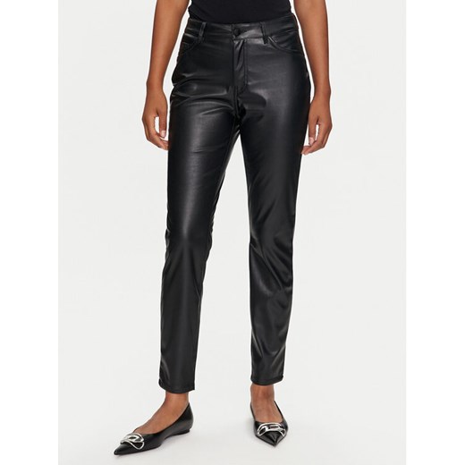 JDY Spodnie z imitacji skóry Soey 15328299 Czarny Skinny Fit ze sklepu MODIVO w kategorii Spodnie damskie - zdjęcie 182701027