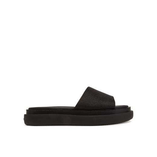 Calvin Klein Klapki Flatform Slide Jacq HW0HW02461 Czarny ze sklepu MODIVO w kategorii Klapki damskie - zdjęcie 182701815
