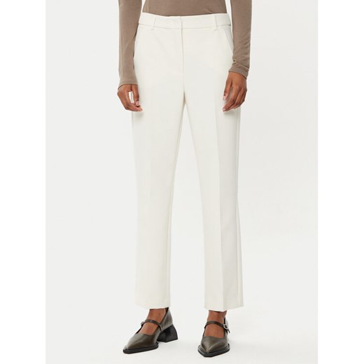 Weekend Max Mara Chinosy Rana 2515131031 Écru Slim Fit ze sklepu MODIVO w kategorii Spodnie damskie - zdjęcie 182702089