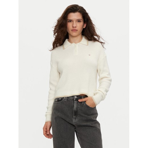 Tommy Jeans Sweter DW0DW19833 Écru Regular Fit ze sklepu MODIVO w kategorii Swetry damskie - zdjęcie 182702189