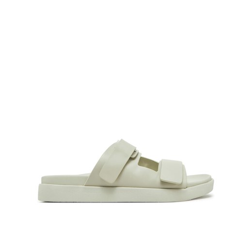 Calvin Klein Sandały HW0HW02489 Beżowy ze sklepu MODIVO w kategorii Klapki damskie - zdjęcie 182702427