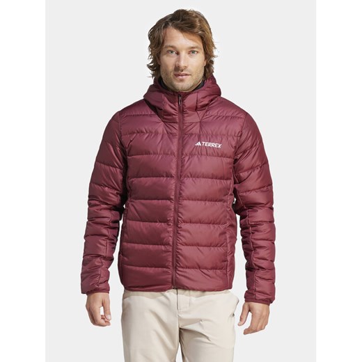 adidas Kurtka puchowa Terrex Multi Light Down IP6040 Czerwony Slim Fit ze sklepu MODIVO w kategorii Kurtki męskie - zdjęcie 182703337