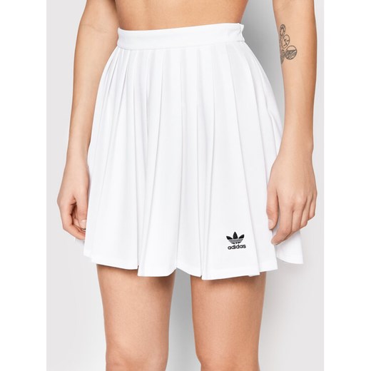 adidas Spódnica plisowana HG6305 Biały Regular Fit ze sklepu MODIVO w kategorii Spódnice - zdjęcie 182703525
