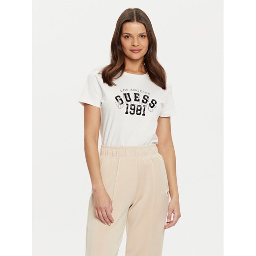 Guess T-Shirt V5RI06 I3Z14 Écru Regular Fit ze sklepu MODIVO w kategorii Bluzki damskie - zdjęcie 182703668