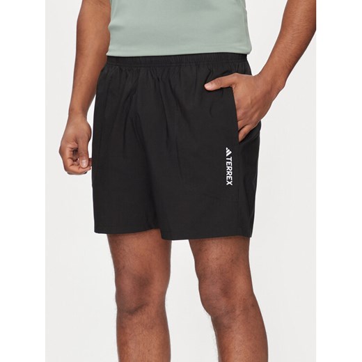 adidas Szorty sportowe Terrex Multi HM4013 Czarny Regular Fit ze sklepu MODIVO w kategorii Spodenki męskie - zdjęcie 182704178
