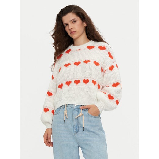Pieces Sweter Nove 17152014 Écru Regular Fit ze sklepu MODIVO w kategorii Swetry damskie - zdjęcie 182704588