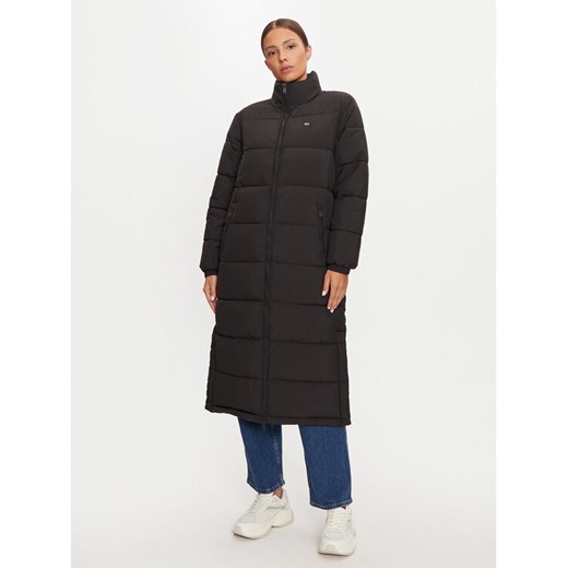 Tommy Jeans Kurtka zimowa DW0DW19918 Czarny Regular Fit ze sklepu MODIVO w kategorii Kurtki damskie - zdjęcie 182705445