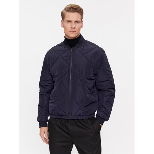 Calvin Klein Kurtka bomber Signature K10K111880 Granatowy Regular Fit ze sklepu MODIVO w kategorii Kurtki męskie - zdjęcie 182705726