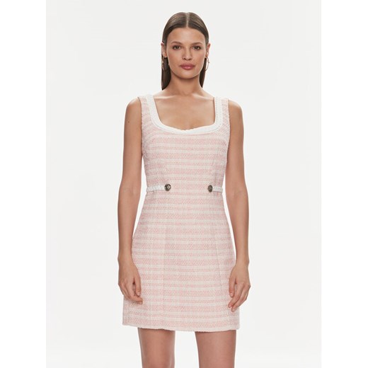 Guess Sukienka codzienna W4RK16 WFWV2 Różowy Bodycon Fit ze sklepu MODIVO w kategorii Sukienki - zdjęcie 182708715