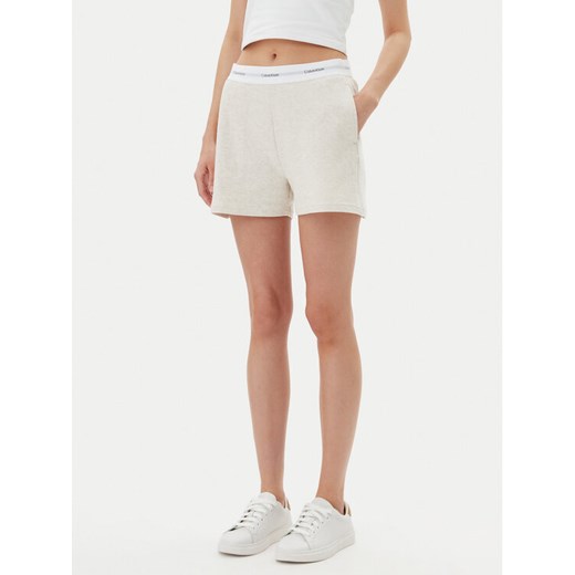 Calvin Klein Underwear Szorty sportowe 000QS7275E Beżowy Regular Fit ze sklepu MODIVO w kategorii Szorty - zdjęcie 182709577