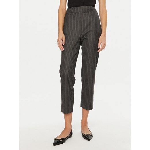 Maryley Spodnie materiałowe 24IB616/M11 Szary Regular Fit ze sklepu MODIVO w kategorii Spodnie damskie - zdjęcie 182711628