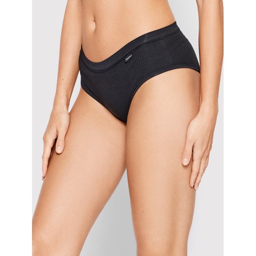 Chantelle Figi brazylijskie Comfort C15P40 Czarny ze sklepu MODIVO w kategorii Majtki damskie - zdjęcie 182712437