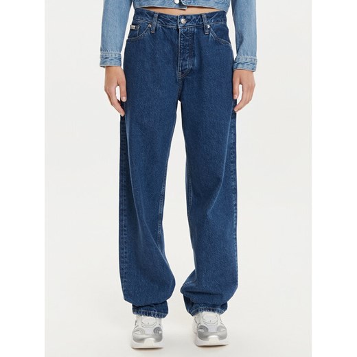 Calvin Klein Jeans Jeansy 90's J20J223996 Niebieski Loose Fit ze sklepu MODIVO w kategorii Jeansy damskie - zdjęcie 182713838
