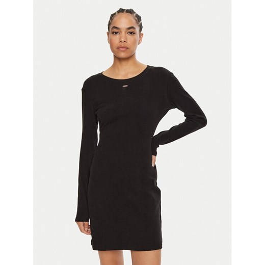 Guess Sukienka dzianinowa O4BK02 KCHZ2 Czarny Regular Fit ze sklepu MODIVO w kategorii Sukienki - zdjęcie 182714509